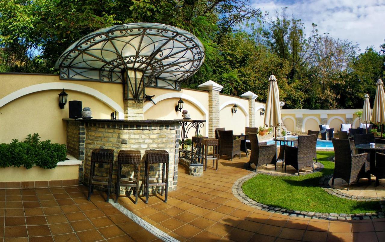 Hotel Vila Lago 팔릭 외부 사진