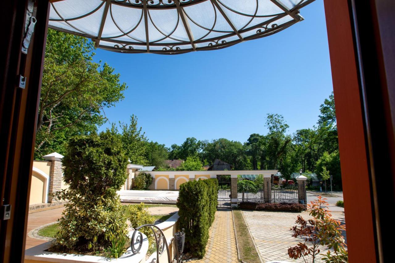 Hotel Vila Lago 팔릭 외부 사진