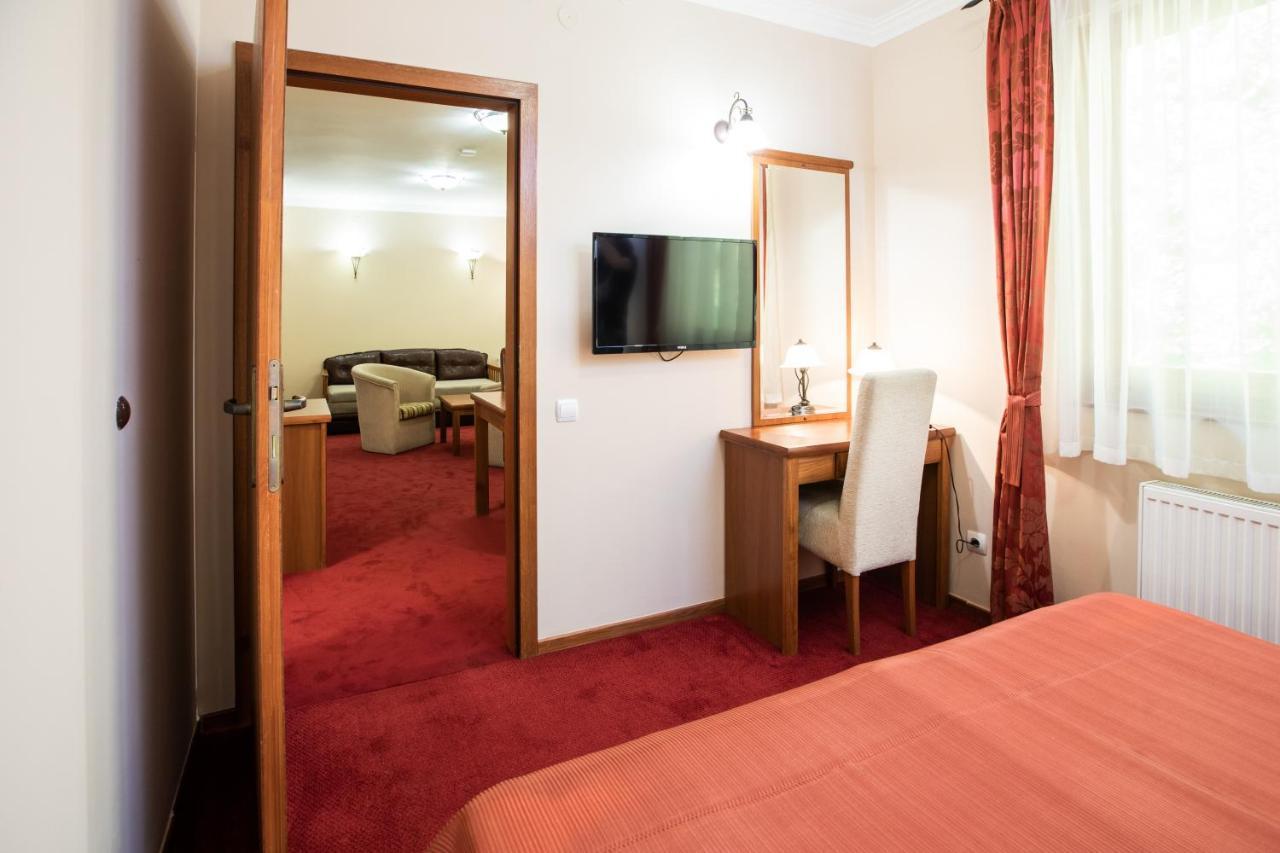 Hotel Vila Lago 팔릭 외부 사진