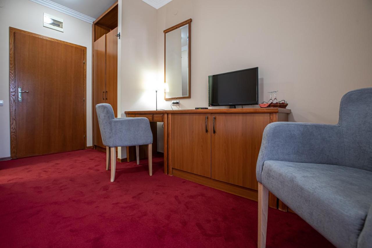 Hotel Vila Lago 팔릭 외부 사진